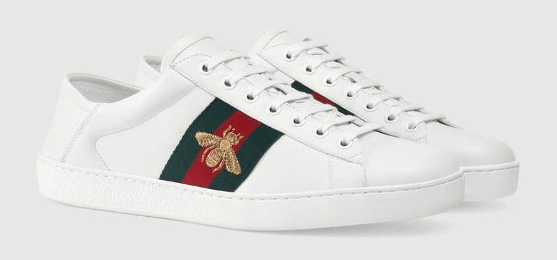 Donald Glover en Gucci à la Gucci Cruise Collection 2018 Gucci Ace Low Top Sneaker