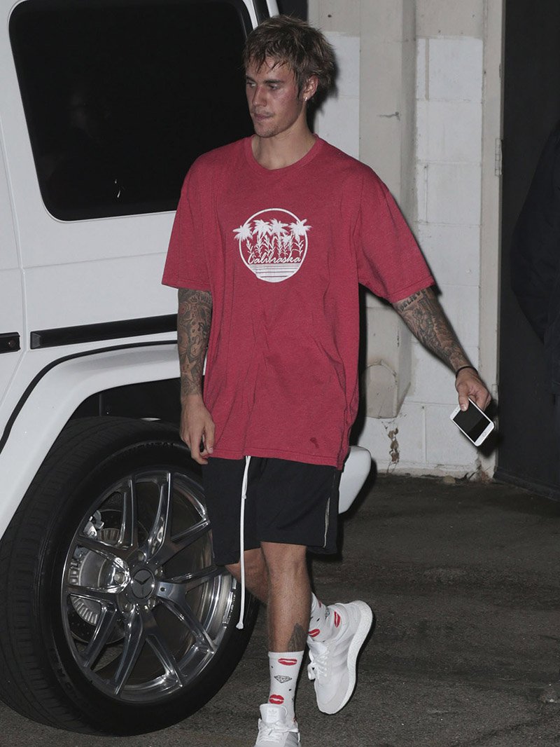 Justin Bieber - adidas Iniki Runner