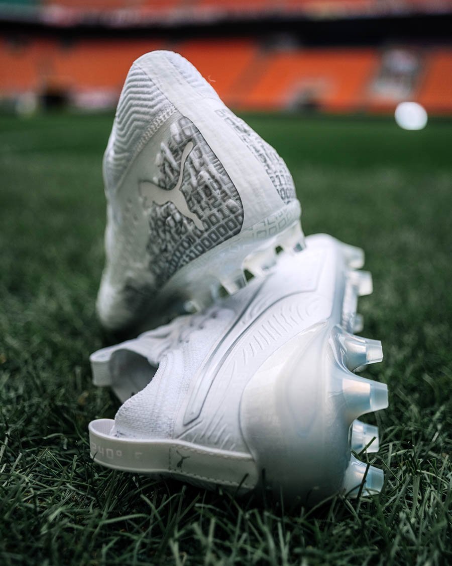PUMA Football dévoile le pack CODE BREAKER à 1 400 exemplaires PUMA Football Pack CODE BREAKER