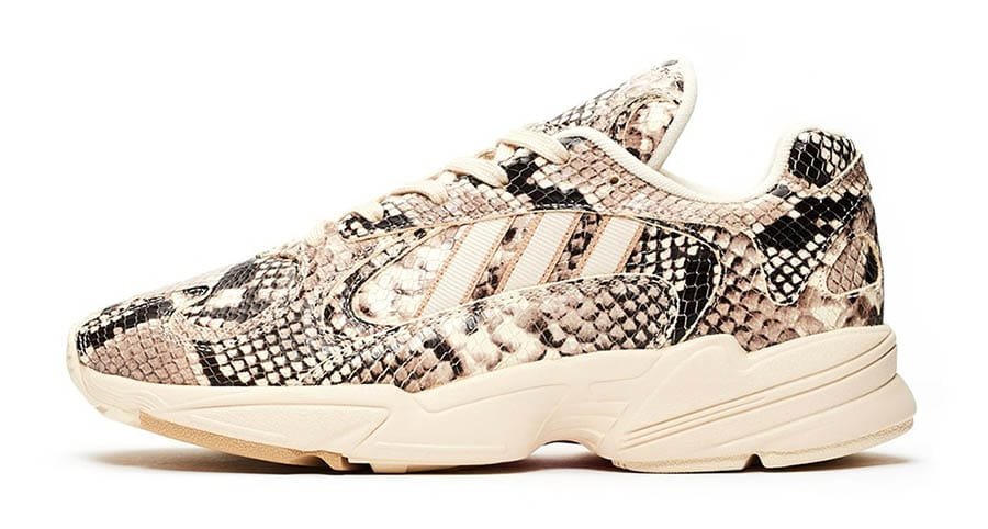 adidas Consortium Yung-1 reçoit un traitement "peau de serpent" adidas Consortium Yung-1 Snake
