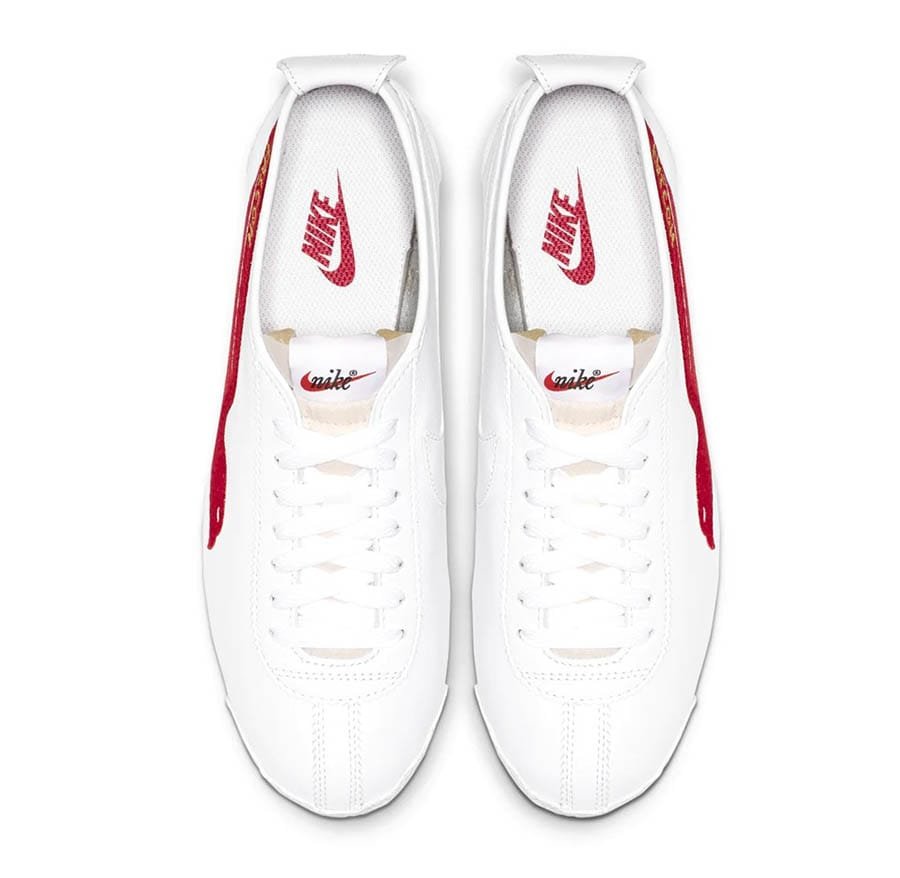 nike cortez chien