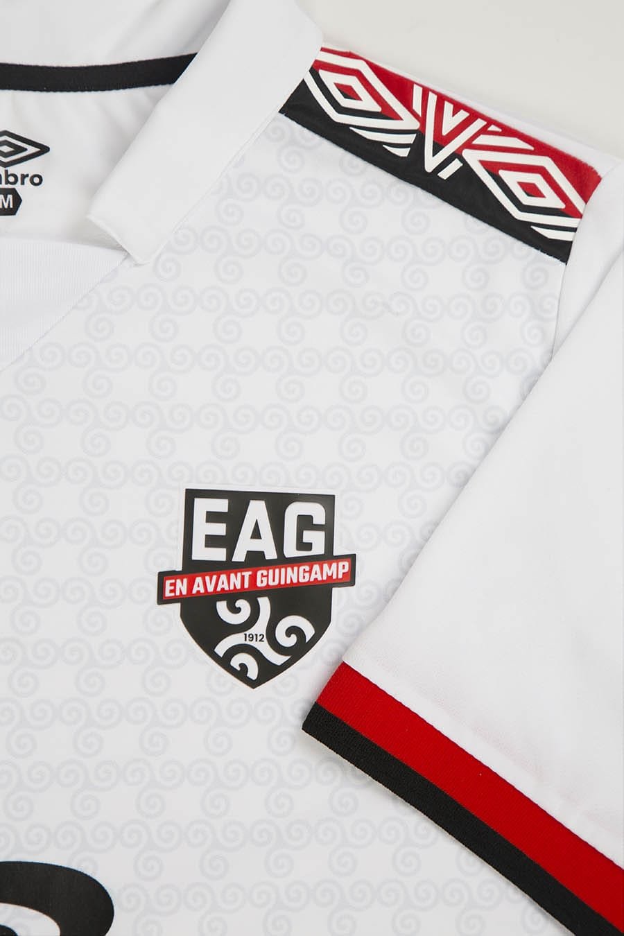 Umbro x EA Guingamp Saison 2019 20 Kit Away 3 Umbro x EA Guingamp Saison 2019-20 - Kit Away