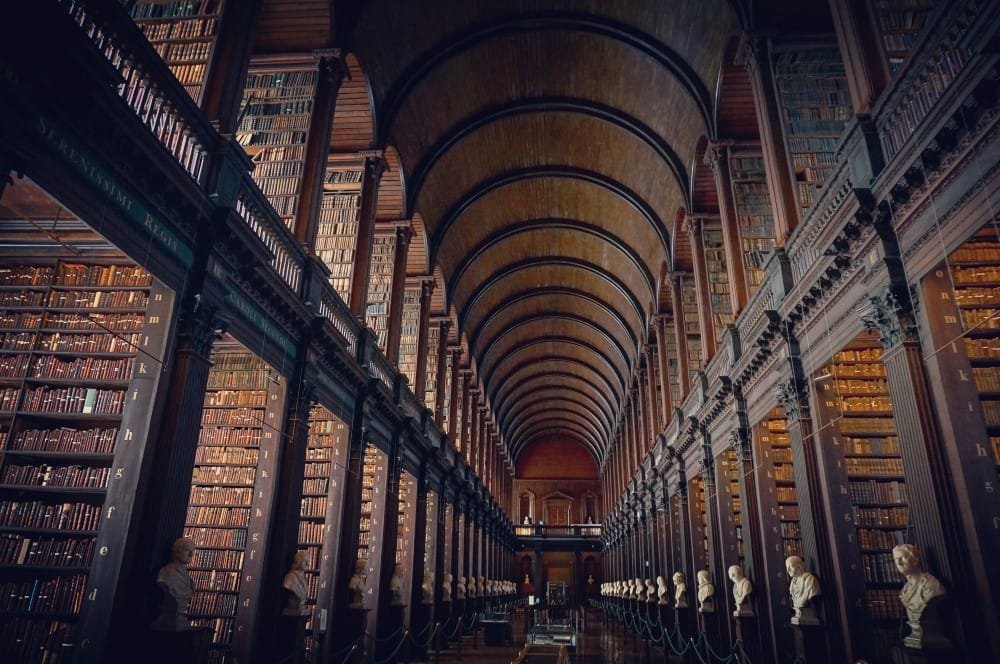 Bibliothèque du Trinity College Dublin Bibliothèque du Trinity College - Dublin