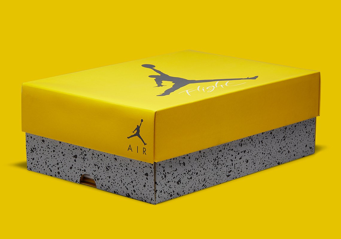 Air Jordan 4 Lightning 8 Air Jordan 4 Lightning