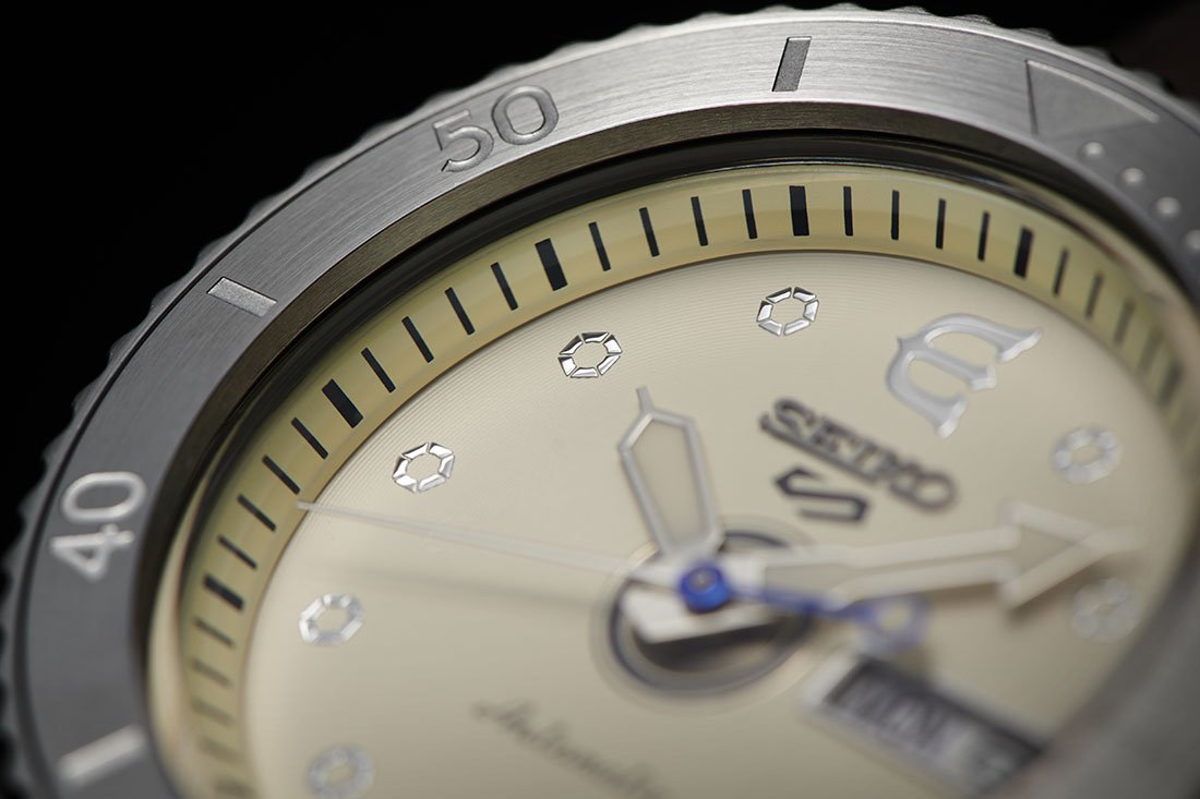 Seiko 5 Sports x EVISEN SKATEBOARDS 6 Seiko 5 Sports x EVISEN SKATEBOARDS
