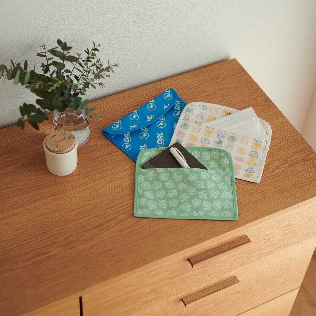 UNIQLO x Animal Crossing New Horizons 11 UNIQLO x Animal Crossing: New Horizons