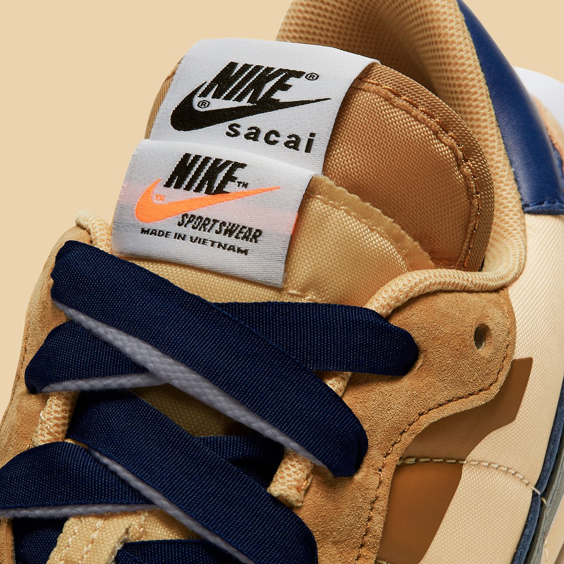 sacai x Nike Vaporwaffle Sesame 6 sacai x Nike Vaporwaffle Sesame
