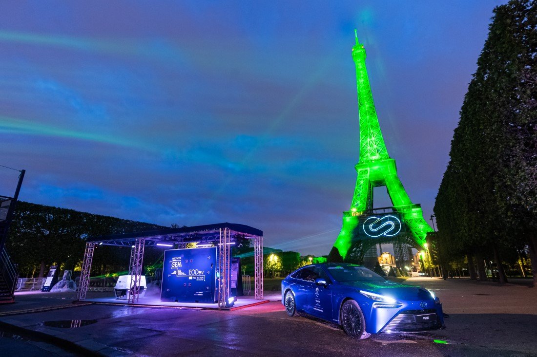 Tour Eiffel Toyota Hydrogene Vert 1 Tour Eiffel - Toyota Hydrogène Vert