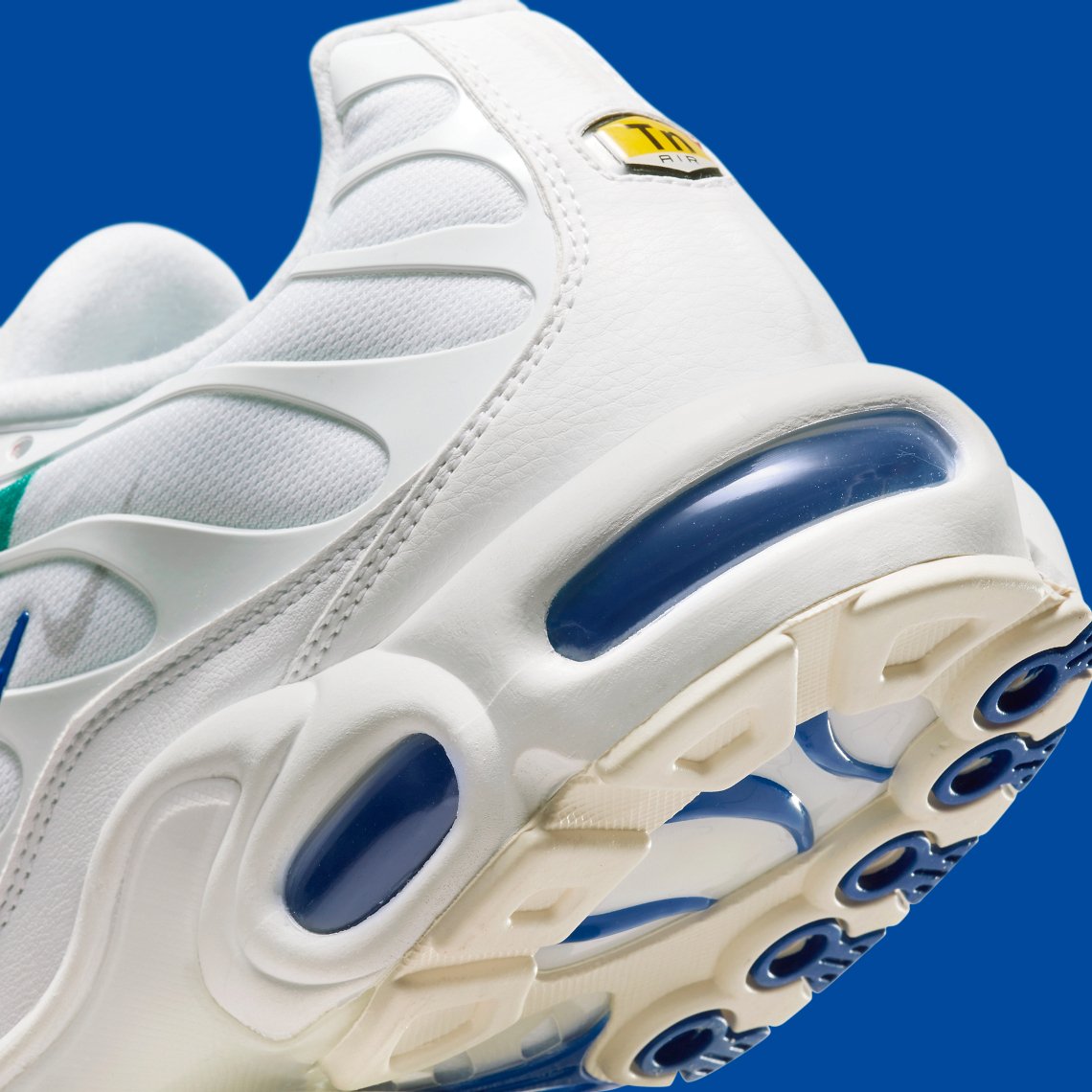 Nike Air Max Plus Multi Swoosh 7 Nike Air Max Plus "Multi Swoosh"
