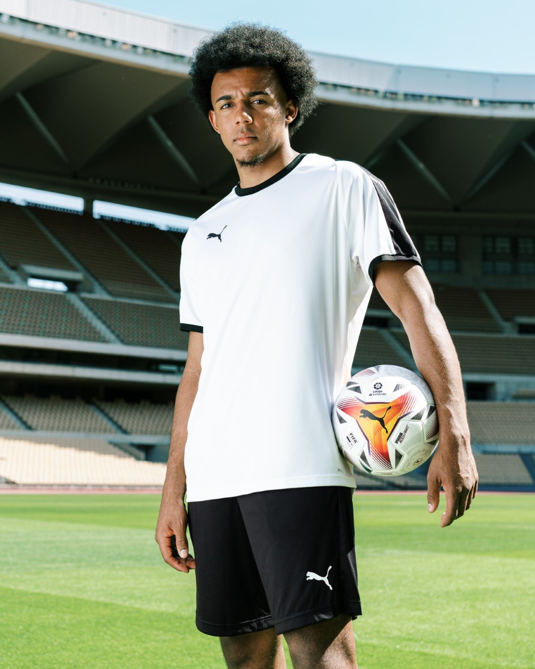 PUMA Football x La Liga Ballon ACCELERATE Saison 2021 22 1 PUMA Football x La Liga - Ballon ACCELERATE Saison 2021-22