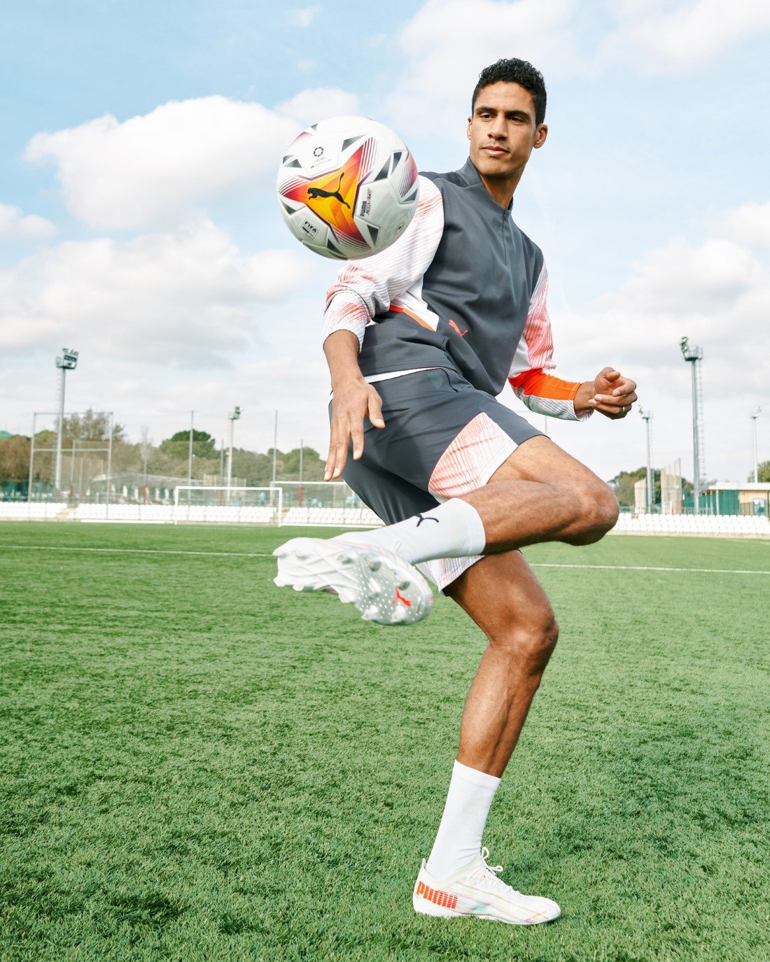 PUMA Football x La Liga Ballon ACCELERATE Saison 2021 22 3 PUMA Football x La Liga - Ballon ACCELERATE Saison 2021-22