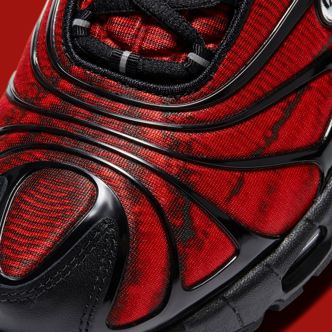 Skepta x Nike Air Max Tailwind V Bloody Chrome 6 Skepta x Nike Air Max Tailwind V "Bloody Chrome"