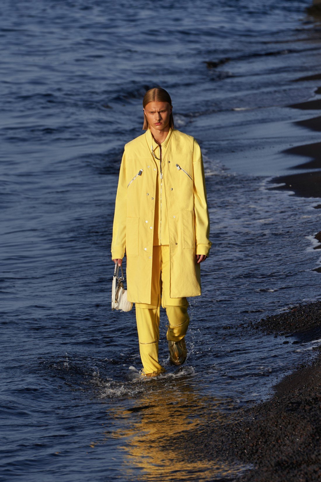 1017 Alyx 9SM Printemps Ete 2022 Paris Fashion Week 15 1017 Alyx 9SM - Printemps-Été 2022 - Paris Fashion Week