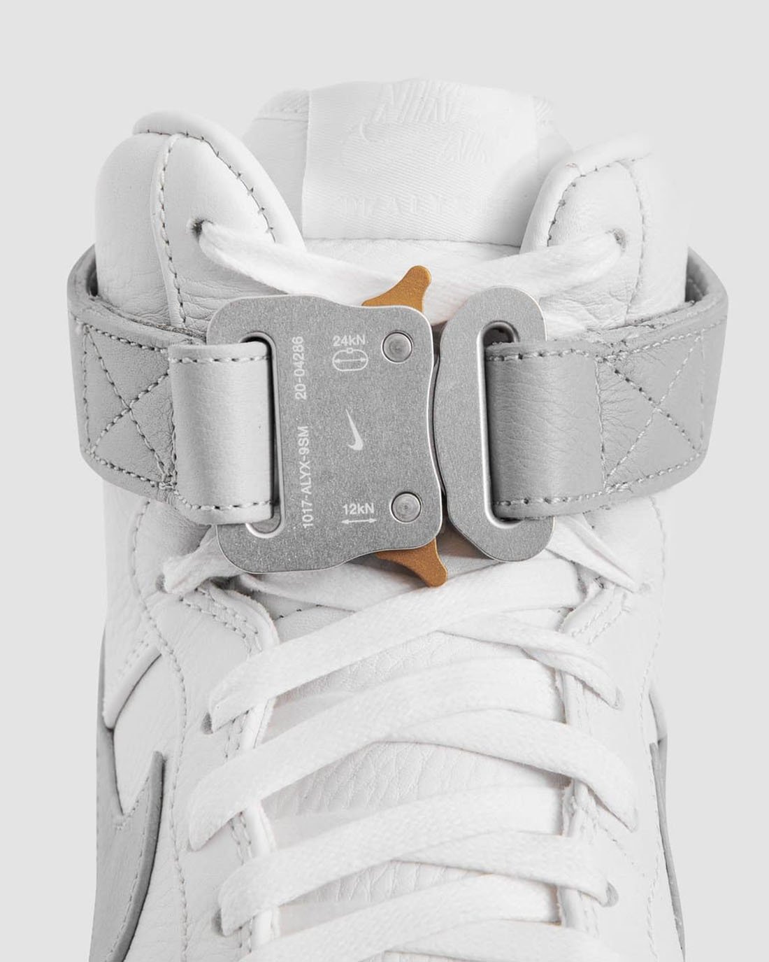 Nike Air Force 1 High Wolf Grey x 1017 ALYX 9SM 3 Nike Air Force 1 High Wolf Grey x 1017 ALYX 9SM
