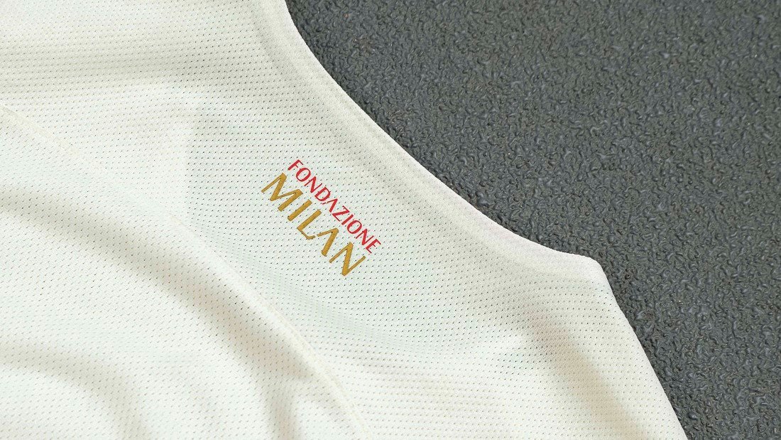PUMA Football x AC Milan Kit Exterieur 2021 2022 3 PUMA Football x AC Milan - Kit Extérieur 2021-2022