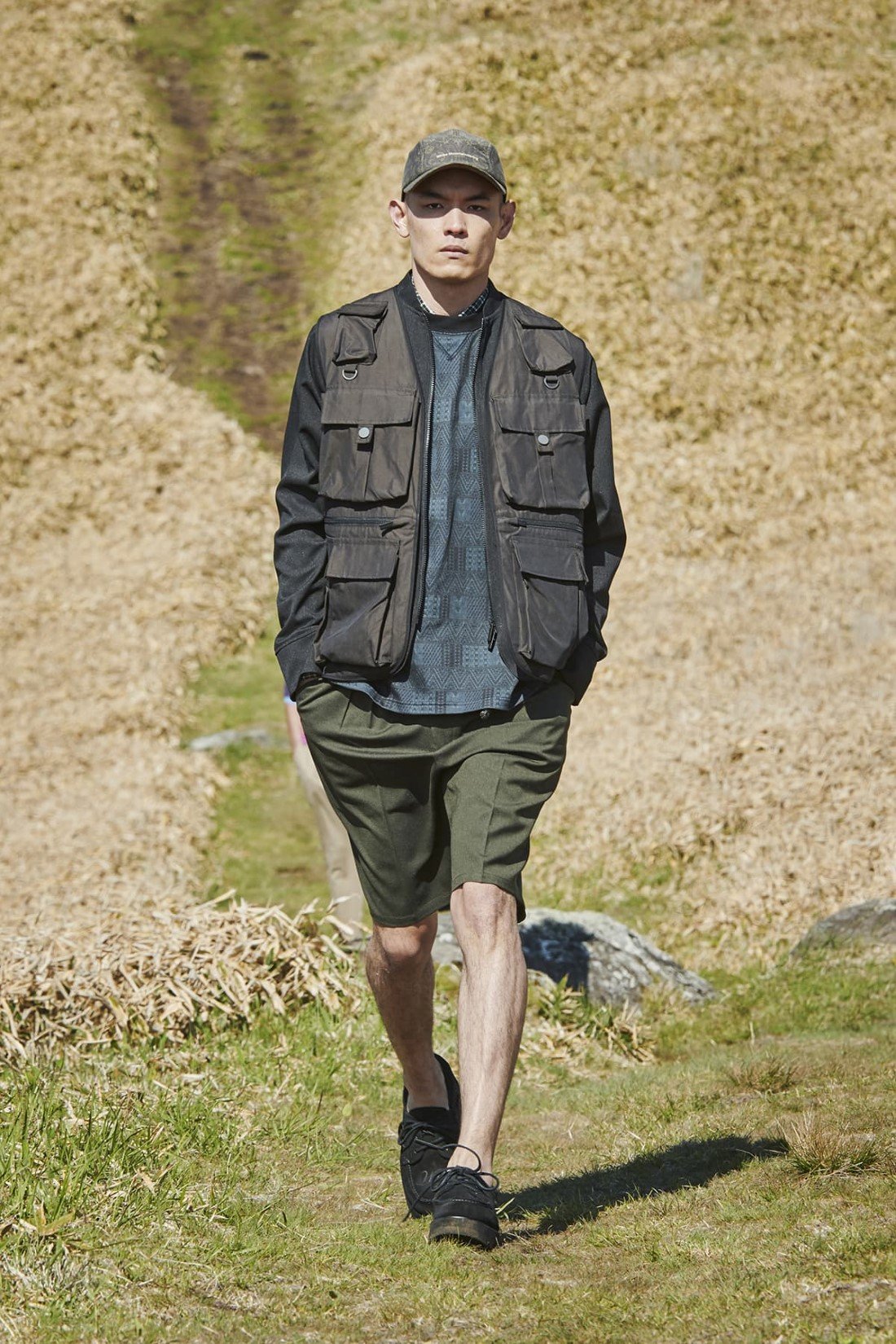 White Mountaineering Printemps Ete 2022 Paris Fashion Week 26 White Mountaineering - Printemps-Été 2022 - Paris Fashion Week