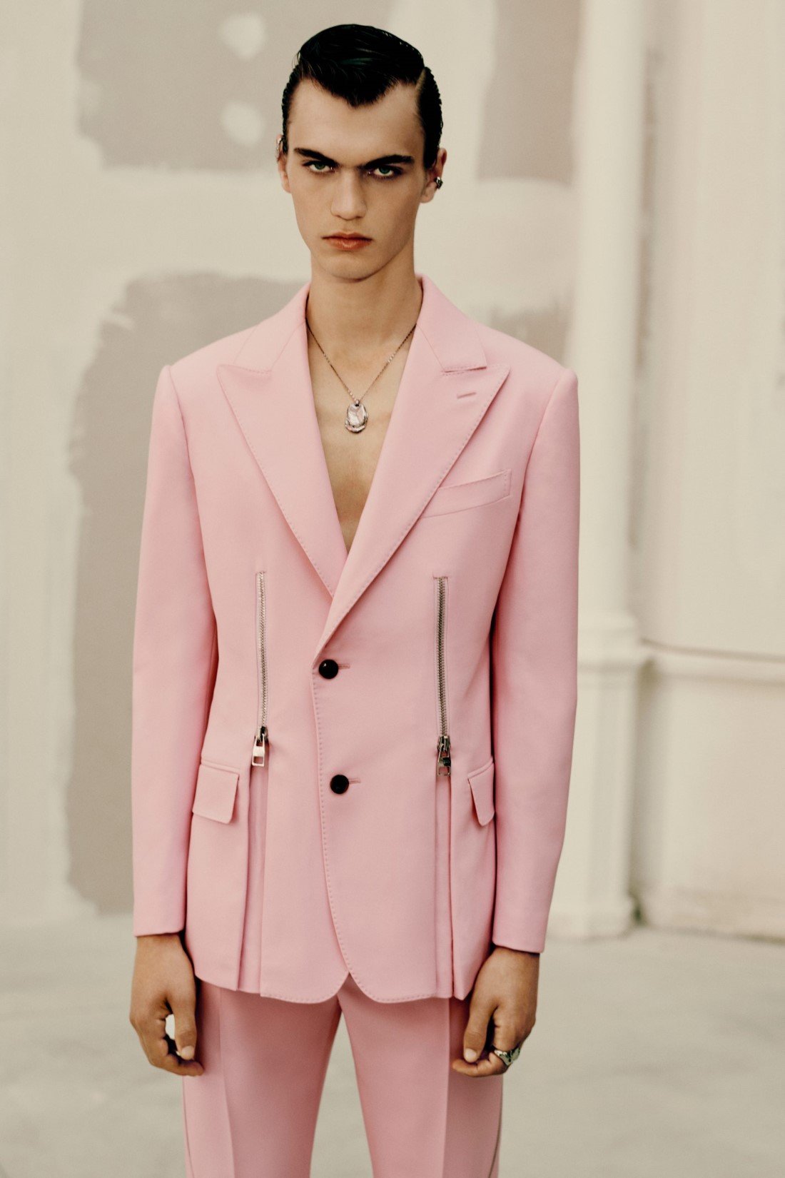 Alexander McQueen Printemps Ete 2022 3 Alexander McQueen - Printemps-Été 2022