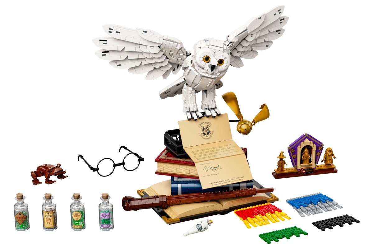 LEGO x Harry Potter Hogwarts Icons Collectors’ Edition Set