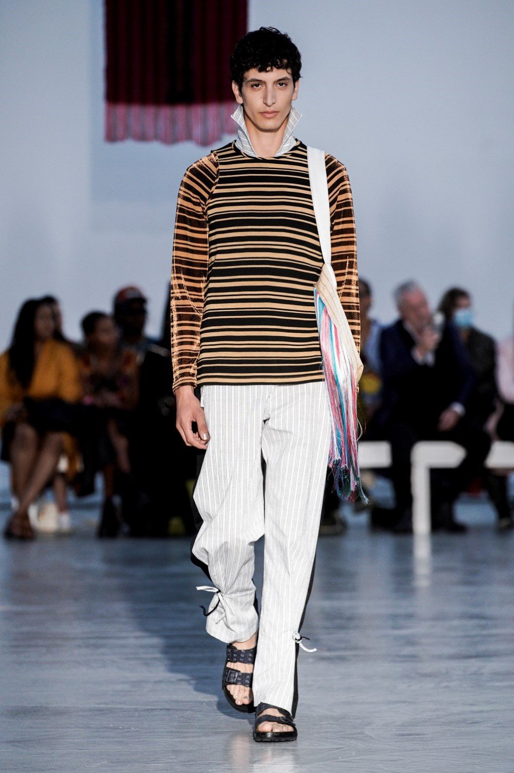 Kenneth Ize Printemps Ete 2022 Paris Fashion Week 17 Kenneth Ize - Printemps-Été 2022 - Paris Fashion Week