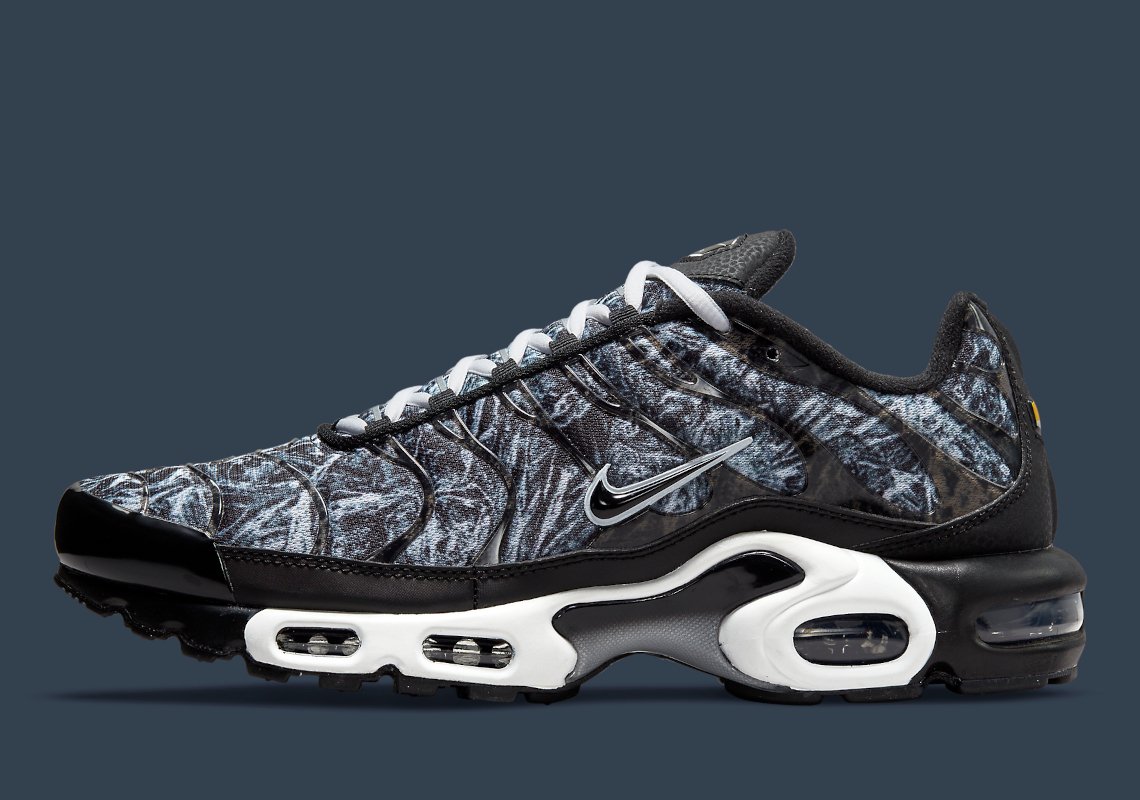 Nike Air Max Plus Camouflage Midnight Navy 1 Nike Air Max Plus Camouflage "Midnight Navy"