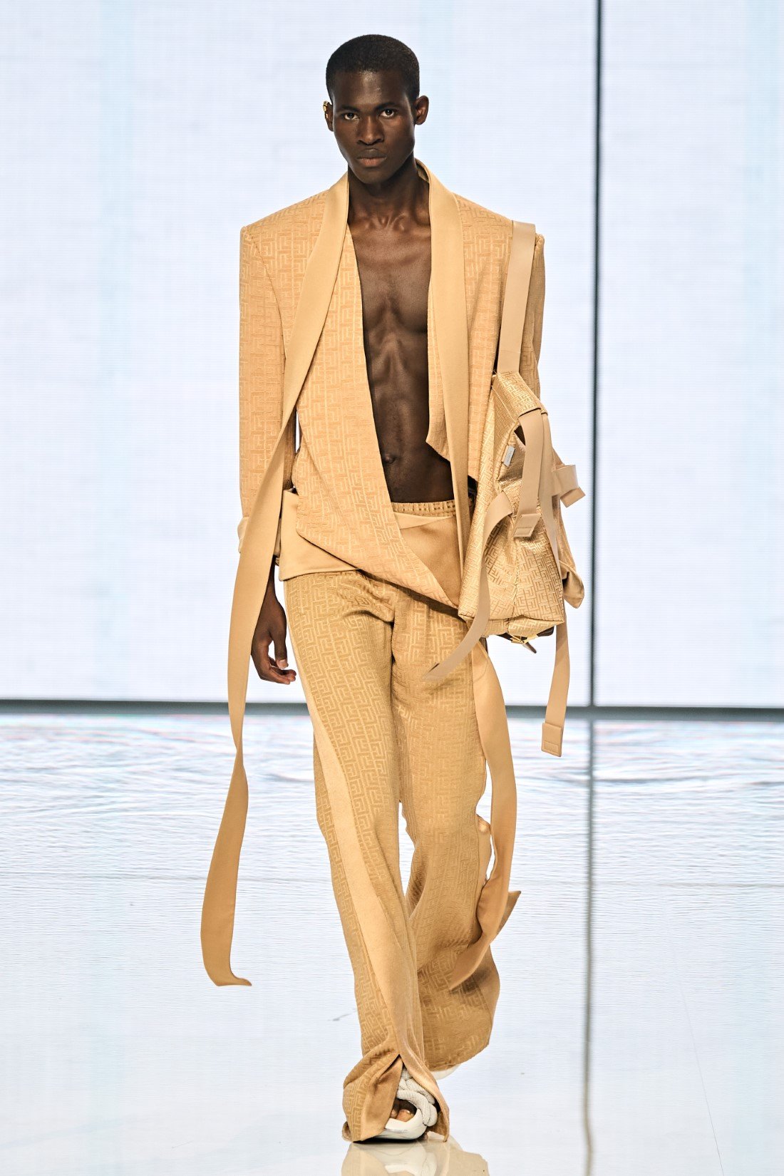 Balmain – Printemps/Été 2022 – Paris Fashion Week - ESSENTIAL HOMME