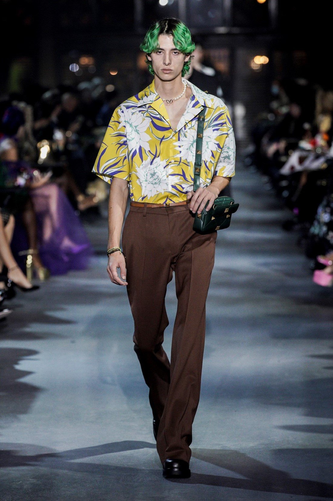 Valentino Printemps Ete 2022 Paris Fashion Week 20 Valentino - Printemps-Été 2022 - Paris Fashion Week