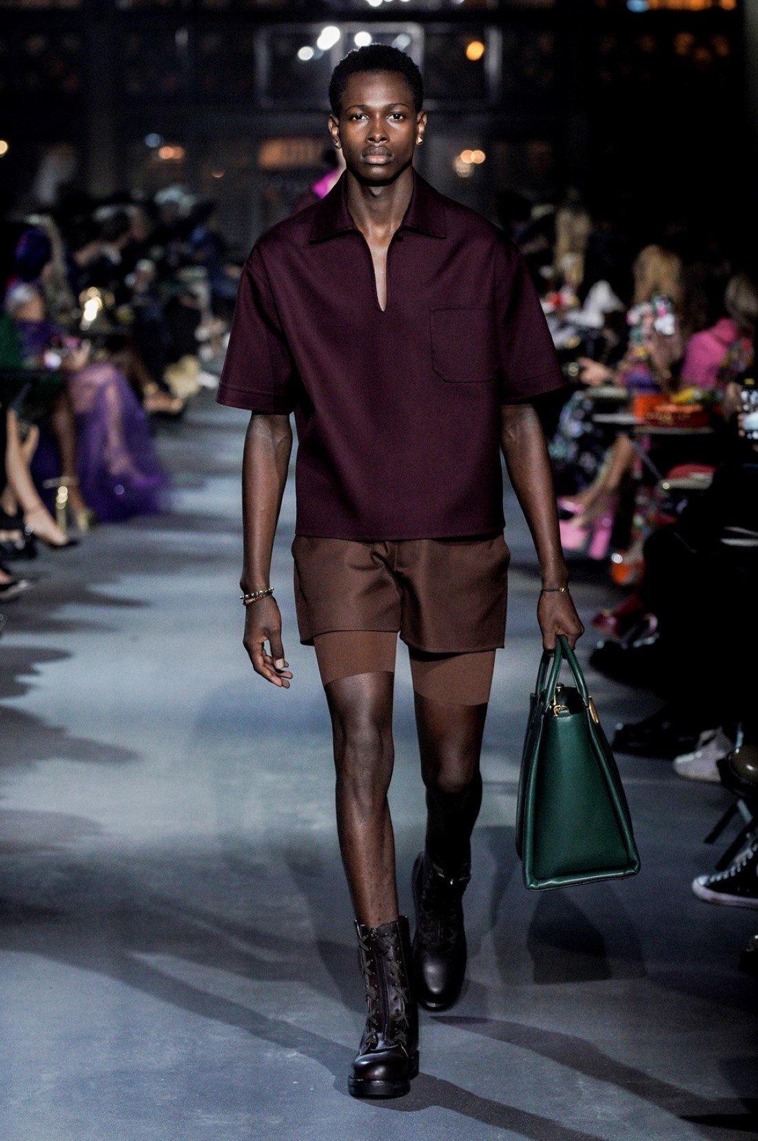 Valentino Printemps Ete 2022 Paris Fashion Week 26 Valentino - Printemps-Été 2022 - Paris Fashion Week