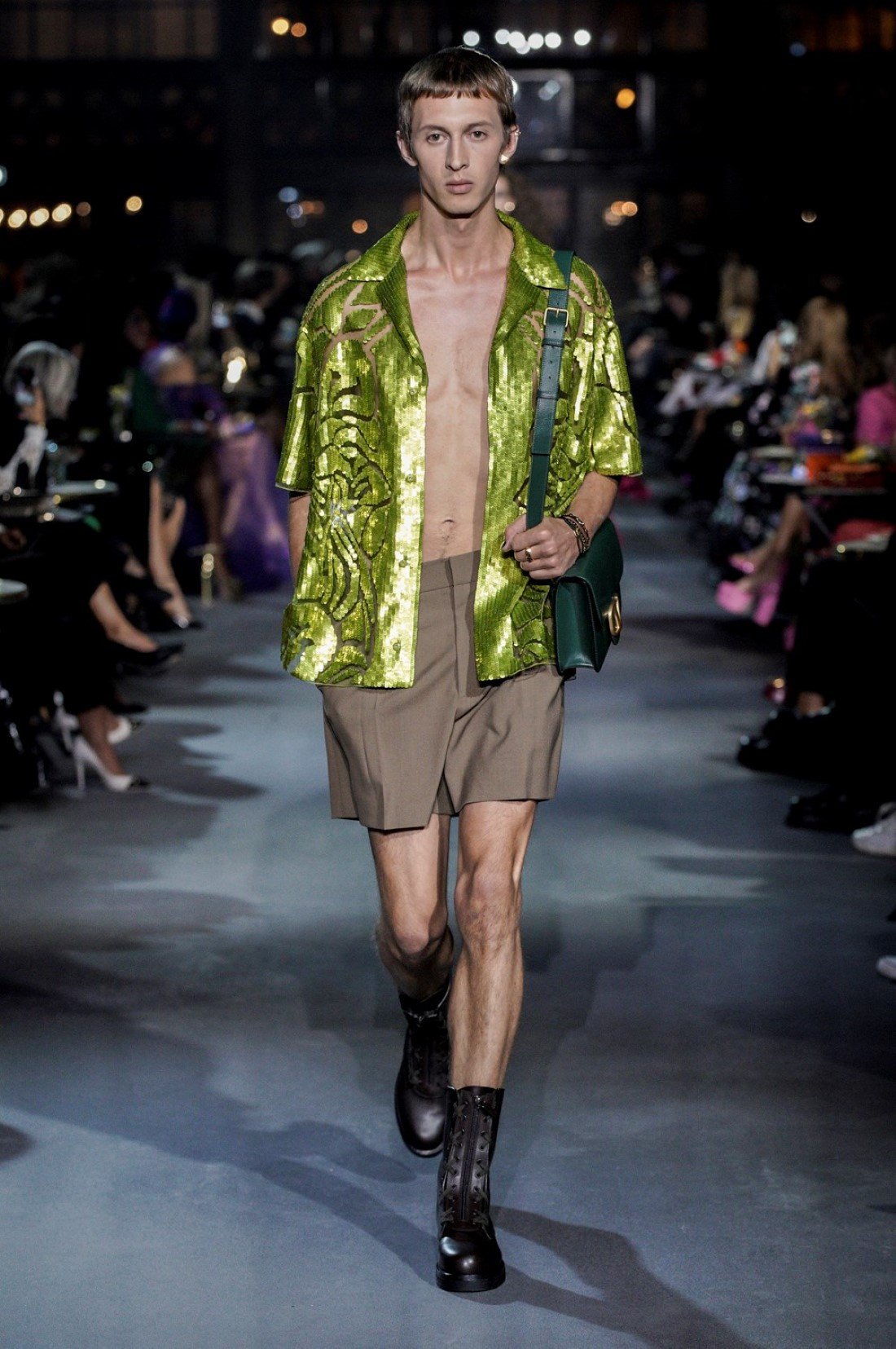 Valentino Printemps Ete 2022 Paris Fashion Week 30 Valentino - Printemps-Été 2022 - Paris Fashion Week