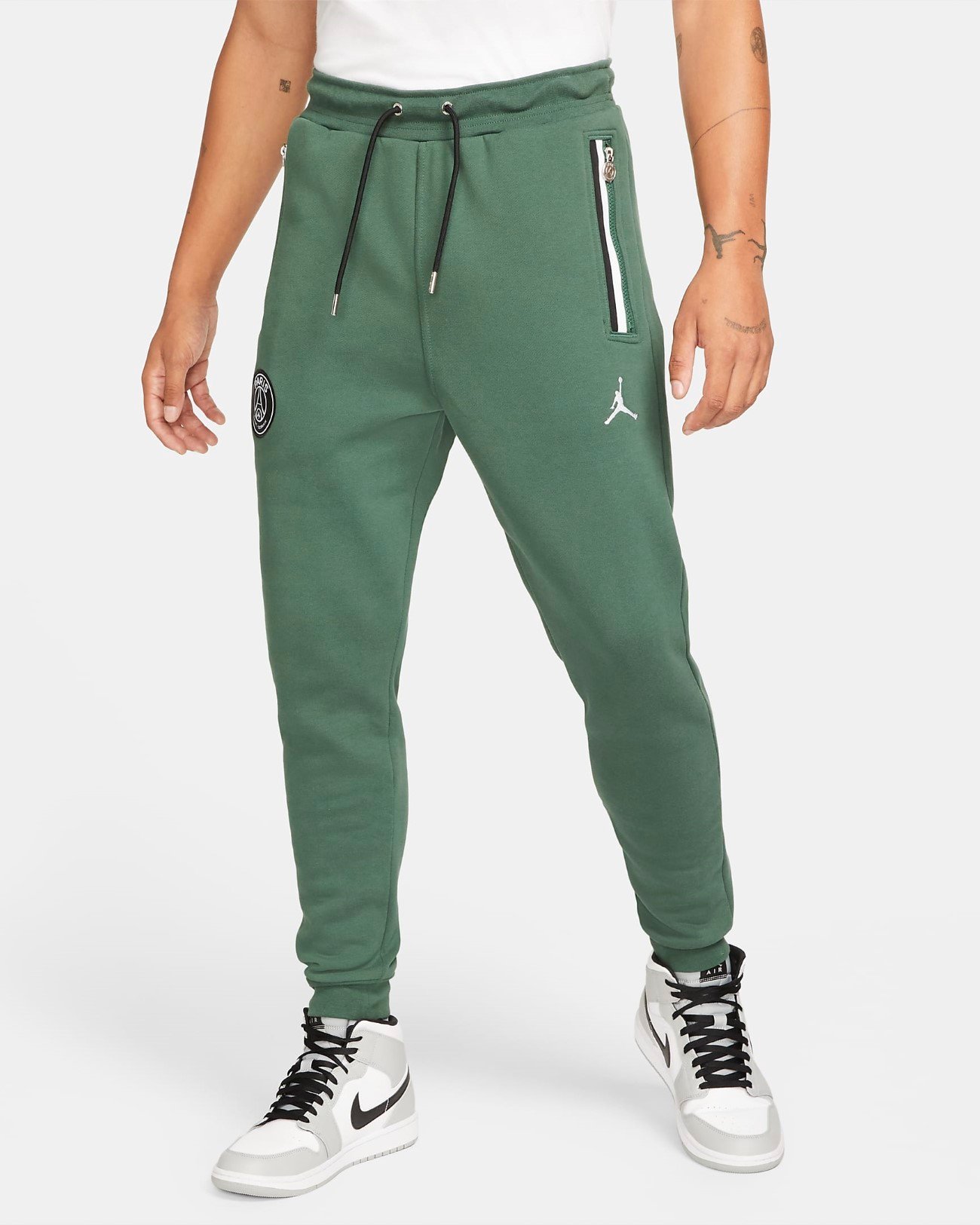 PSG x Jordan Brand Collection Lifestyle 7 PSG x Jordan Brand Collection Lifestyle