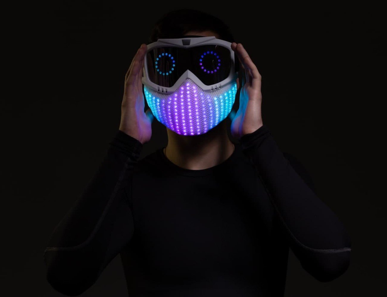 CES 2022 Qudi LED Mask 2 CES 2022 - Qudi LED Mask