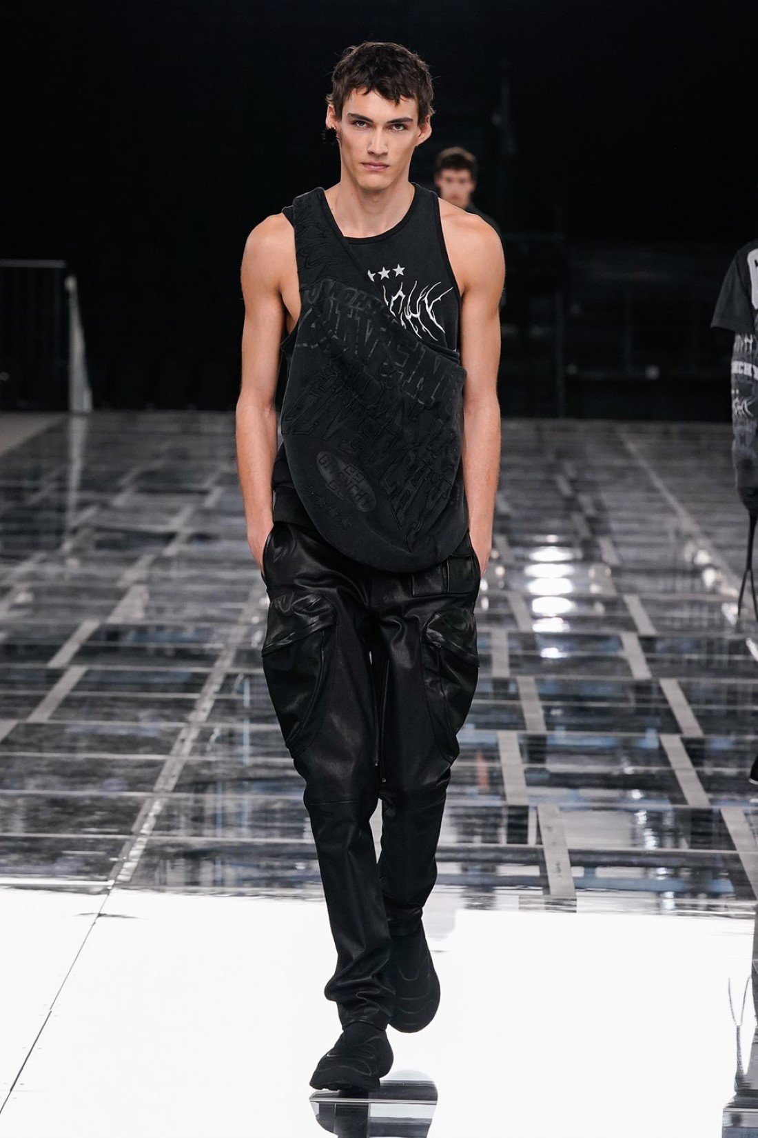 Givenchy - Automne-Hiver 2022 - Paris Fashion Week