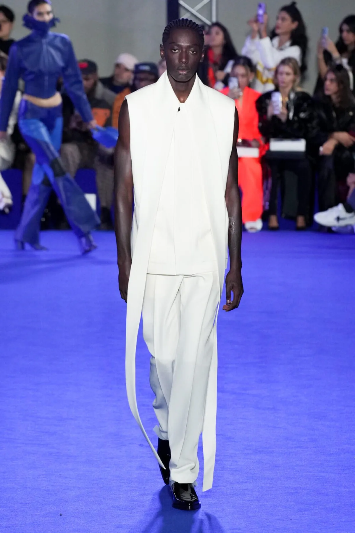 Off-White - Printemps-Été 2023 - Paris Fashion Week