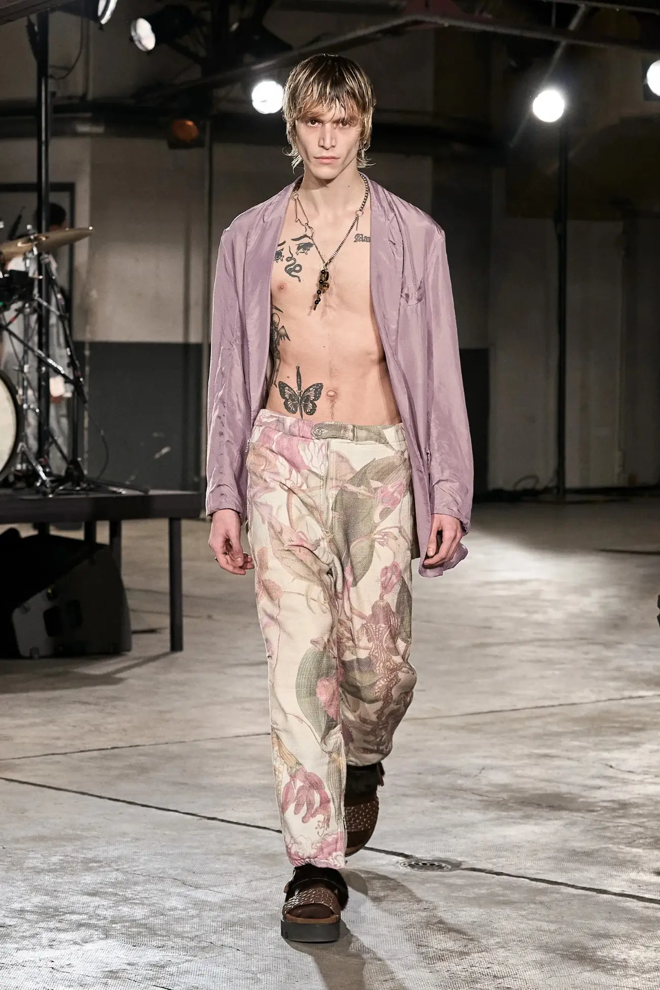 Dries Van Noten - Automne-Hiver 2023 - Paris Fashion Week
