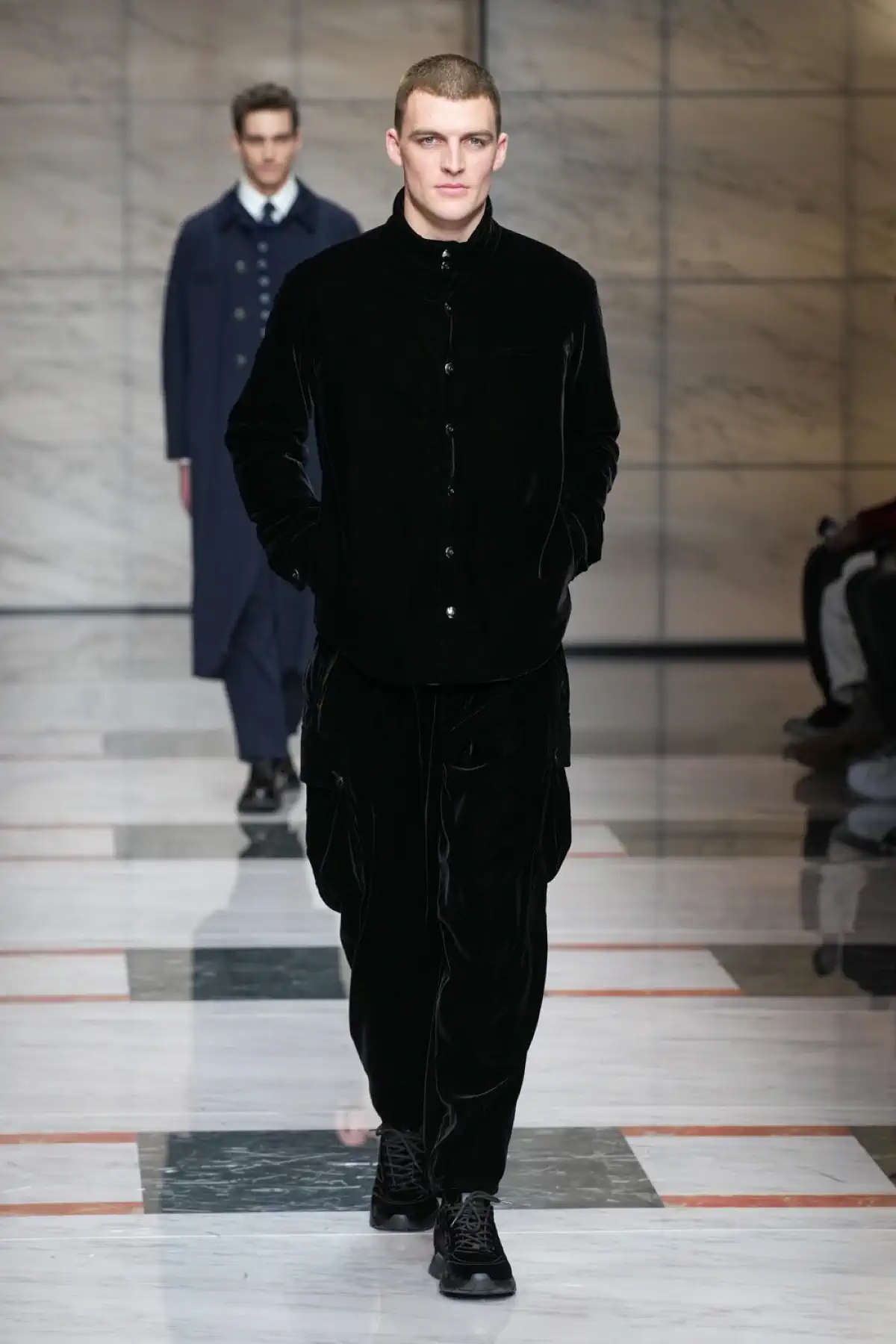 Giorgio Armani - Automne-Hiver 2023 - Milan Fashion Week Men's