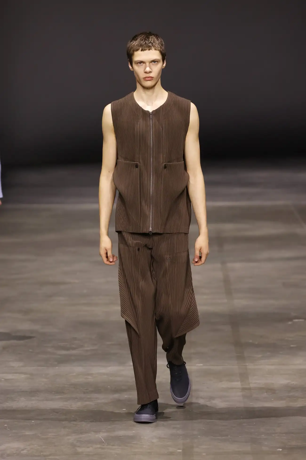 HOMME PLISSÉ ISSEY MIYAKE - Fall-Winter 2023 - Paris Fashion Week Men's
