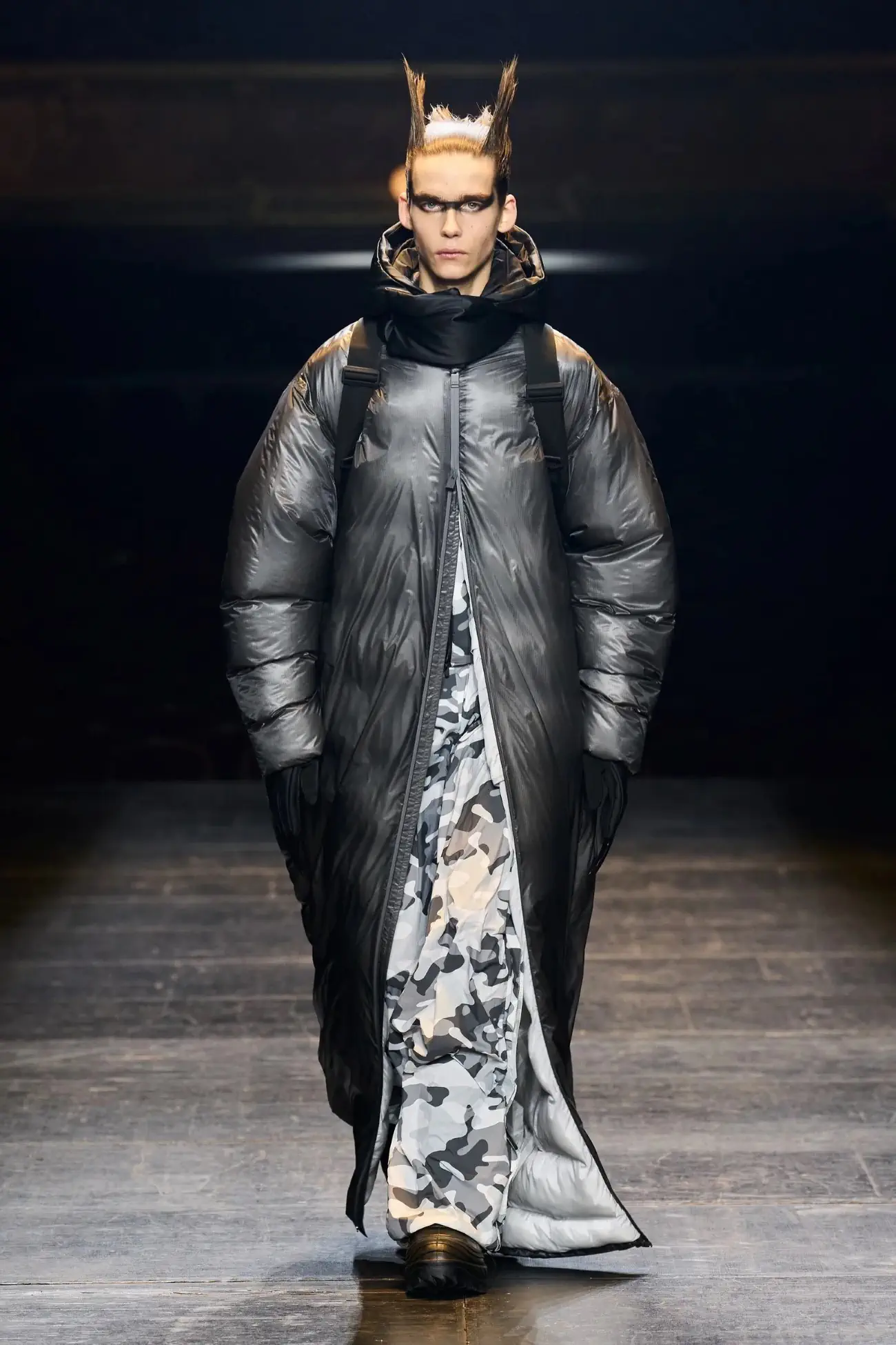 Rains - Automne-Hiver 2023 - Paris Fashion Week
