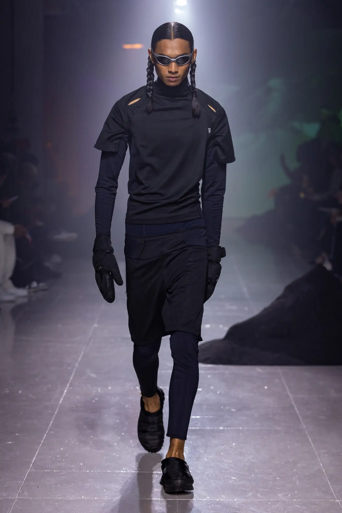 SAUL NASH - Automne-Hinver 2023 - London Fashion Week