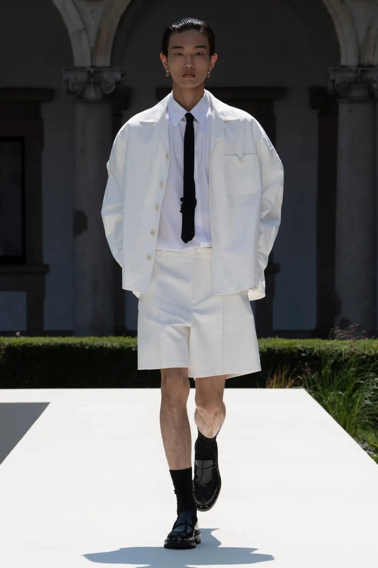 Valentino - Printemps-Été 2024 - Milan Fashion Week Men’s