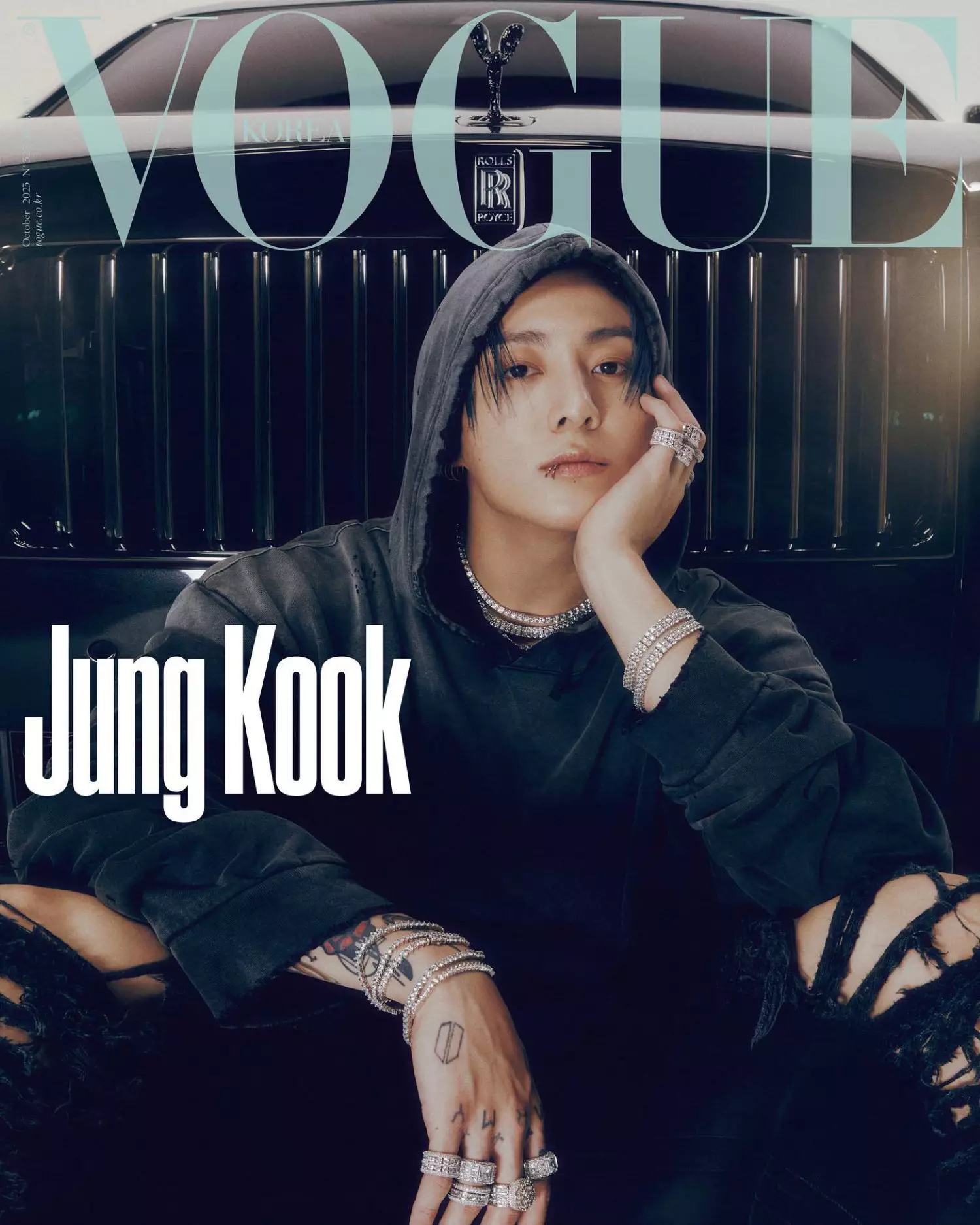 Jungkook de BTS rayonne sur les couvertures de Vogue Korea Octobre 2023 par Park Jongha