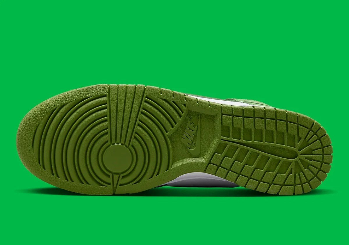 La Nike Dunk High rayonne dans une nouvelle édition "Chlorophyll Green"