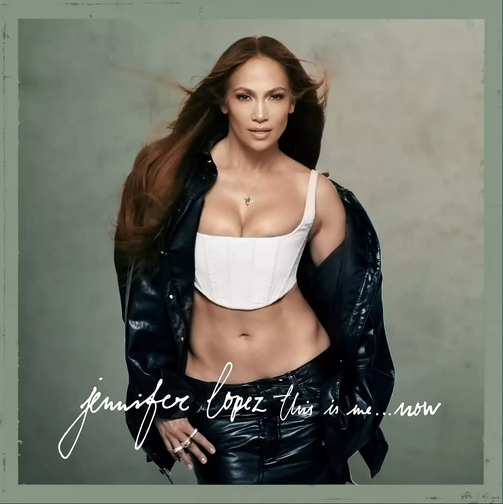 Jennifer Lopez annonce l'album et le film "This Is Me…Now"
