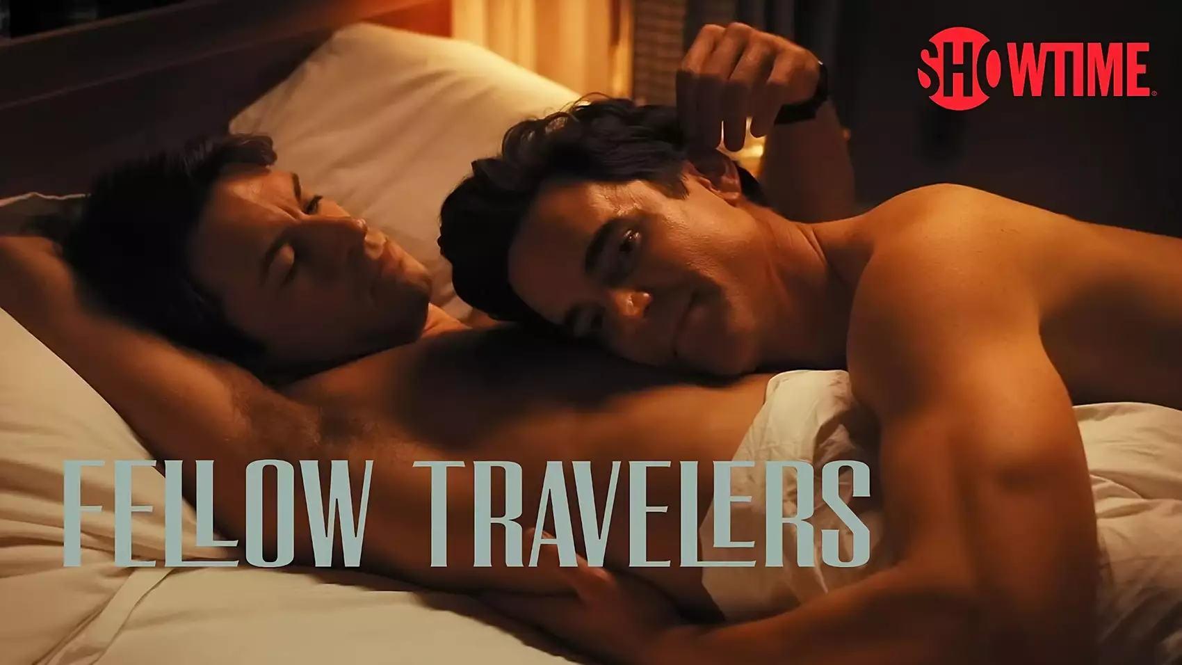 Secrets, sexe et survie : une histoire d'amour sous le microscope de McCarthy dans "Fellow Travelers" sur SHOWTIME
